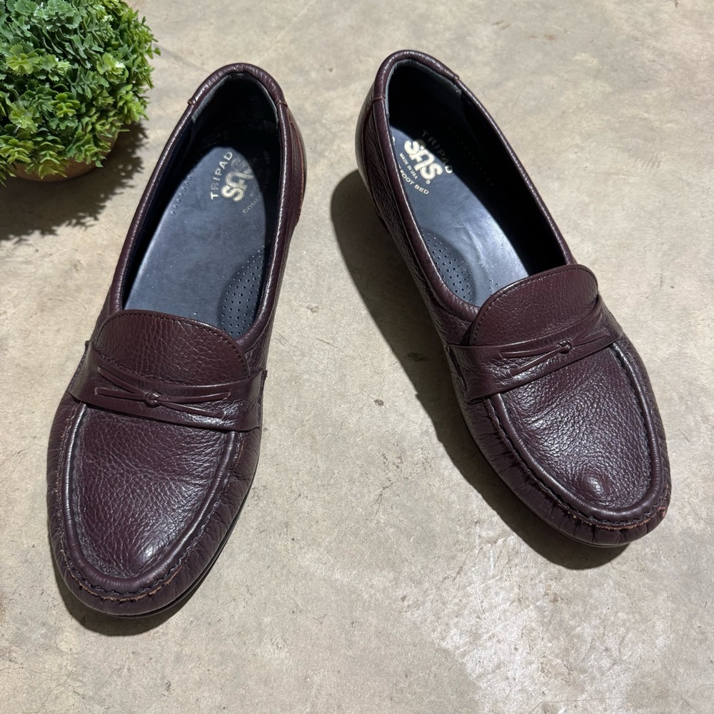 SAS Ox Blood Red Brown Leather Loafer Women Size 10 Wide Classic Comfort Slip On